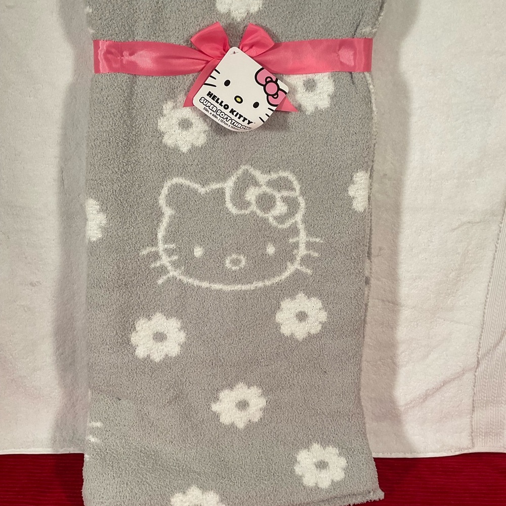 Hello Kitty Gray Plush Throw